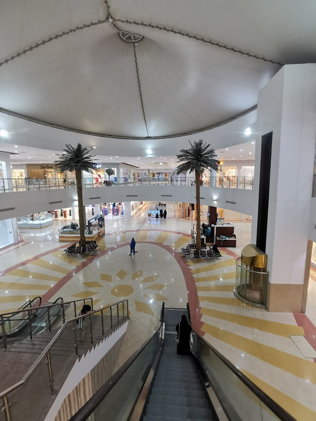 Al Badiaah Mall 2