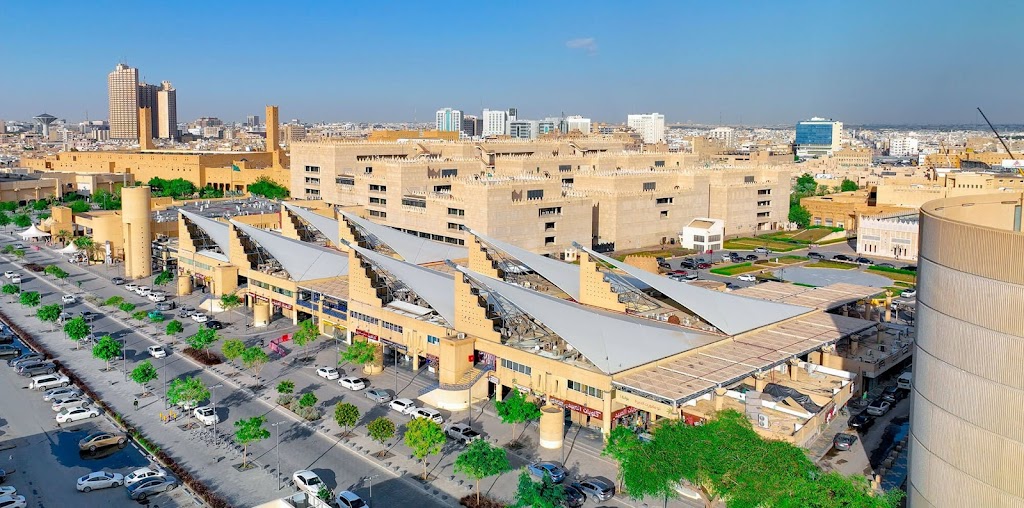 Ushaiqer Market - Downtown Riyadh